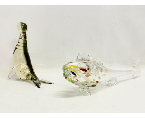 A large Murano Glass fish and an Art Glass seal. Fish measures 37cm 