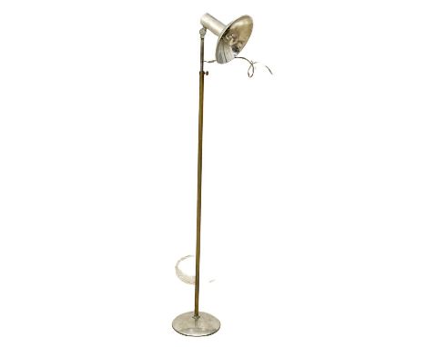 A 1930’s brass and chrome telescopic spotlight floor lamp. Fully open 202cm. Closed 132cm 