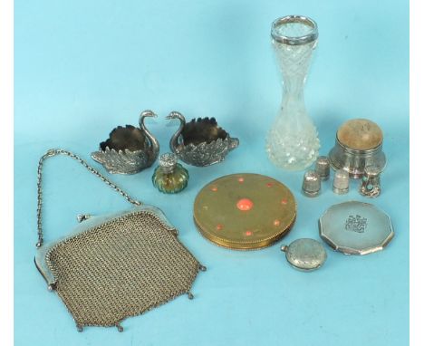 A silver chain mail purse, London, 1904, an engine turned silver compact, a sterling silver mounted hat pin stand and other i