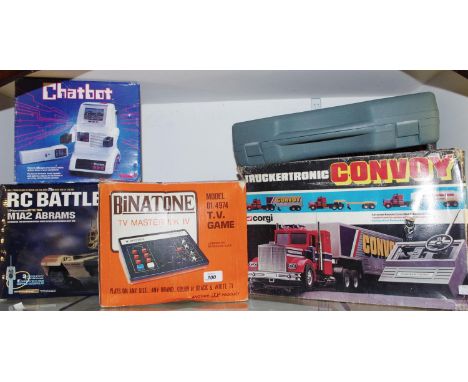 A Corgi M5600 Truckertronic Convoy with trailer that converts into a low loader, tanker and container, boxed; a Hen Long RC B