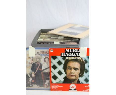 Vinyl - Collection of around 45 Rock and Folk LPs to include Waylon Jennings, Tom Petty, Buddy Holly, Neil Young, Fleetwood M