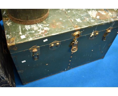 A vintage metal trunk, approx dimensions 93 x 52 x 58cm