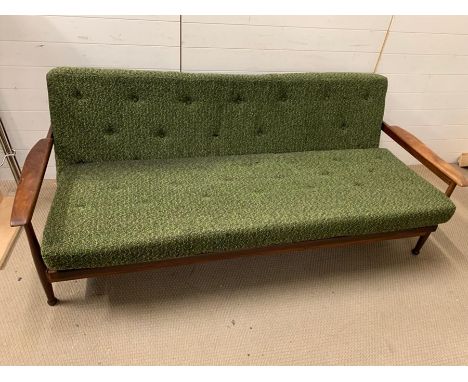 A Guy Rogers Manhattan sofa bed. (H80cm W202cm D87cm SH43cm)