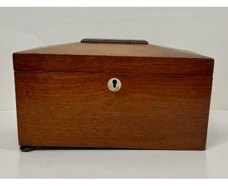 Tea Caddy with inset glass mixing bowl (missing two feet)