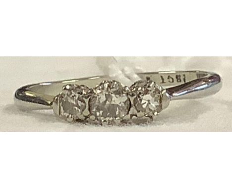 18ct PLATINUM 3 STONE DIAMOND RING