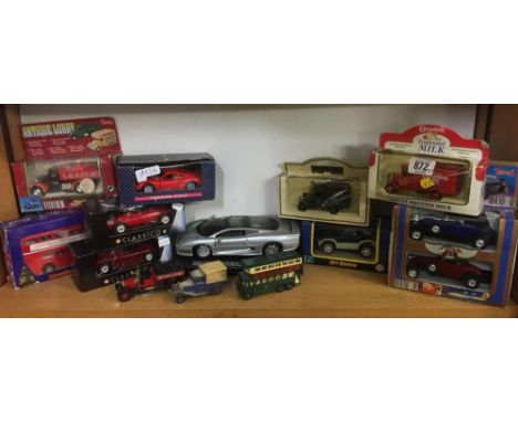 SHELF WITH MODEL CARS IN BOXES BY CLASSICO, OLD TIMER &amp; JAGUAR XJ220 (1992) ON PLINTH 