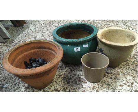 4 CERAMIC POTS