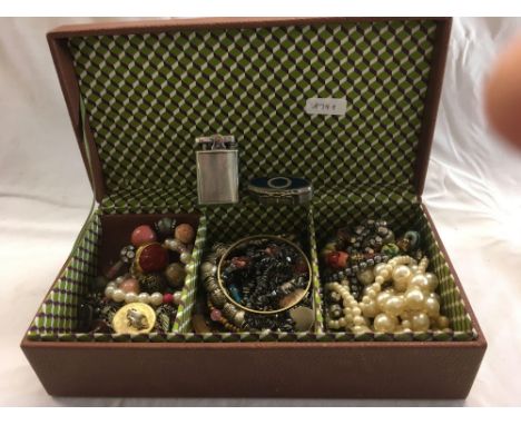 BROWN JEWEL CASKET WITH COSTUME JEWELLERY, PENDANT, CIGARETTE LIGHTER &amp; BANGLES