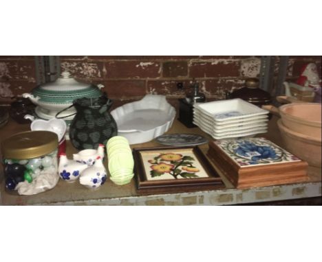 SHELF WITH TILE POT STANDS, COMMEMORATIVE SHREDDED WHEAT DISHES, 2 GREEN PATTERNED SOUP TUREEN, COFFEE GRINDER &amp; OTHER CH