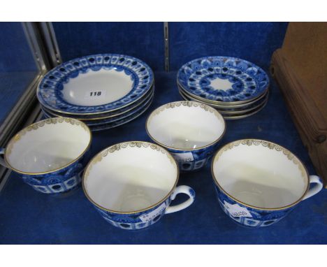 A Lomonosov 'Fan' pattern china part tea service, comprising four cups, four saucers and four plates