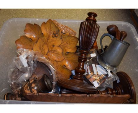 Treen - cribbage boards; a pair of mahogany turned candlestick bases; carved hardwood trays; nut bowl and nutcrackers; pipes 