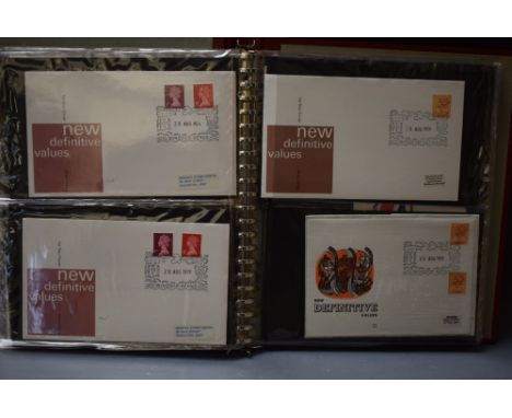 ** Stamp /stamps   A maroon Collecta album with quality GB Machin covers (definitives LV and definitives HV). Covers (some co