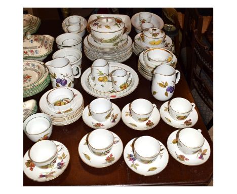 Royal Worcester 'Evesham' oven-to-table wares  