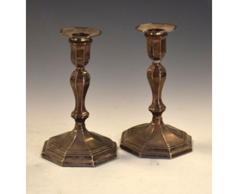Pair of Victorian silver candlestick holders of octagonal form, Sheffield 1900, 17cm high  