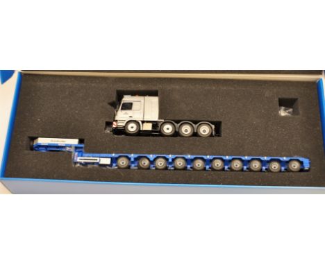 CONRAD 1:50 SCALE MERCEDES BENZ ACTROS  GOLDHOFER WITH BOX (NMC)