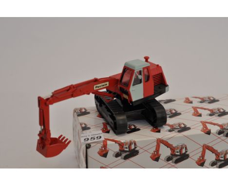 CONRAD MODELS 1:50 SCALE POCLAIN HERITAGE COLLECTION NO.6 HYDRAULIC EXCAVATOR TC 45 WITH BOX (VGC)