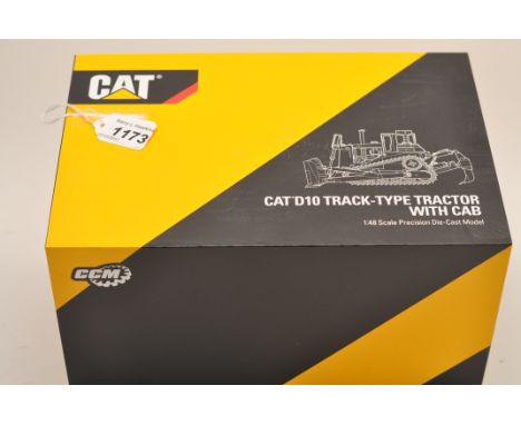 CCM 1:48 SCALE CAT D10 TRACK TYPE TRACTOR WITH CAB WITH BOX (VGC)