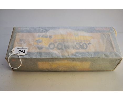 CORGI CLASSICS 11501 SHELL/BP ERF KV ELLIPTICAL TANKER WITH DIECAST PETROL PUMP WITH BOX STILL IN TISSUE WRAPPING (MC)