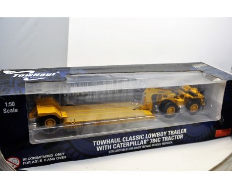 NORSCOT 1:50 SCALE TOWHAUL CLASSIC LOWBOY TRAILER WITH CATERPILLAR 784C TRACTOR WITH BOX (VGC)