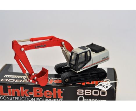 LINK BELT 1:50 SCALE 2800 QUANTUM SERIES EXCAVATOR ERTL MODELS WITH BOX (GC)