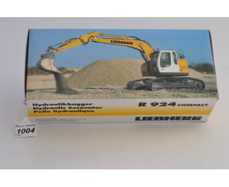 CONRAD MODELS 1:50 SCALE LIEBHERR R 924 COMPACT HYDRAULIC EXCAVATOR WITH BOX (VGC)