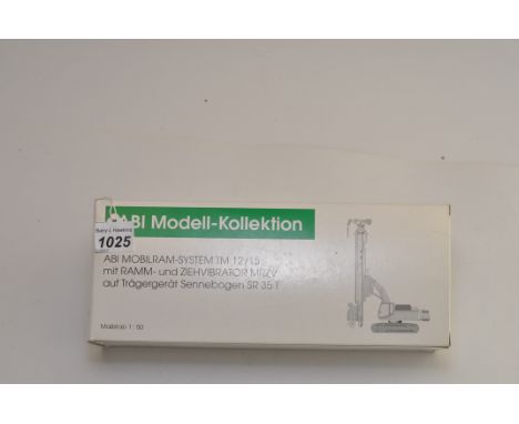 ABI MODELS 1:50 SCALE MOBILRAM- SYSTEM TM 12/15 WITH PILE DRIVING EXTRACTING VIBRATOR MRZV ON CARRIER SENNEBOGEN SR 35 T WITH