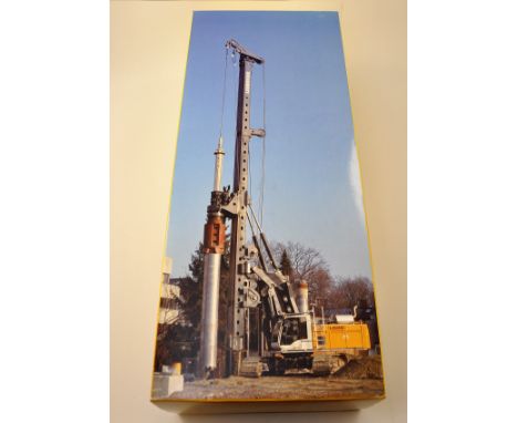 NZG MODELS 1:50 SCALE LIEBHERR LB 28 LITRONIC DRILLING RIG WITH BOX SLIGHT SUN DAMAGE TO BOX (VGC)