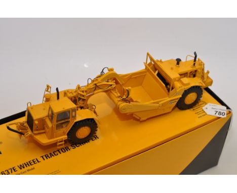 CCM 1:48 CAT 637E WHEEL TRACTOR SCRAPER WITH BOX (VGC) 