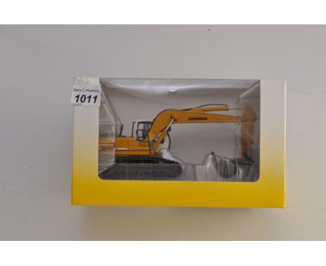 NORSCOT MODELS 1:50 SCALE LIEBHERR 904 LITRONIC WITH BOX (VGC)