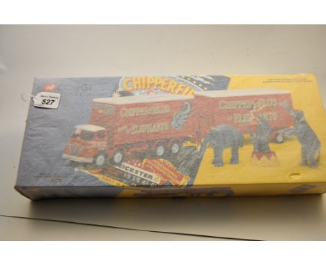 CORGI CLASSICS 1:50 SCALE CHIPPERFIELDS 31902 FODEN S21 LORRY &TRAILER WITH ELEPHANTS AND PEDESTAL & RIDER LIMITED EDITION WI