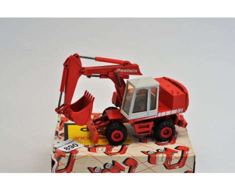 POCLAIN 1:50 SCALE 81 P HYDRAULIC EXCAVATOR WITH ORIGINAL BOX (GC)