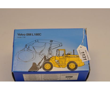 SCOOP 1:50 SCALE  VOLVO BM L180C WITH BOX (GC)