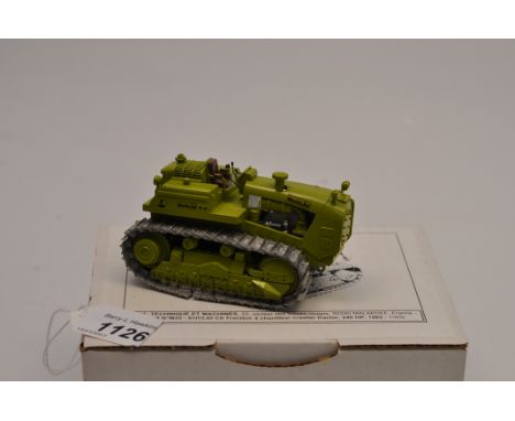 ART TECHNIQUE CRAWLER TRACTOR 240 HP 1962 1:50 SCALE WITH BOX (GC)