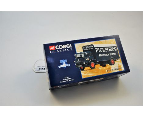CORGI CLASSICS 22701 PICKFORDS BEDFORD TK BOX VAN LIMITED EDITION NUMBERED CERTIFICATE WITH BOX (VGC)