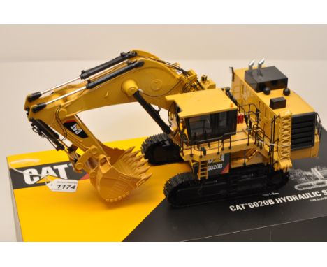 CCM 1:48 SCALE CAT 6020B HYDRAULIC SHOVEL WITH BOX (NMC)