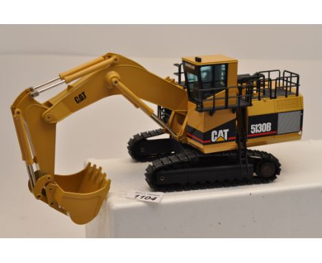 NZG 1:50 SCALE CAT 5130B MASS EXCAVATOR WITH BOX (VGC)