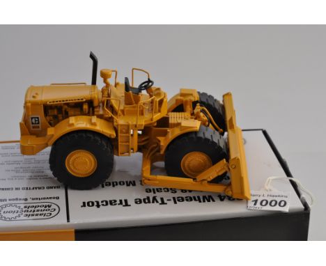 CAT1:48 SCALE  834 WHEEL TYPE TRACTOR CLASSIC CONSTRUCTION MODELS WITH BOX (VGC) 