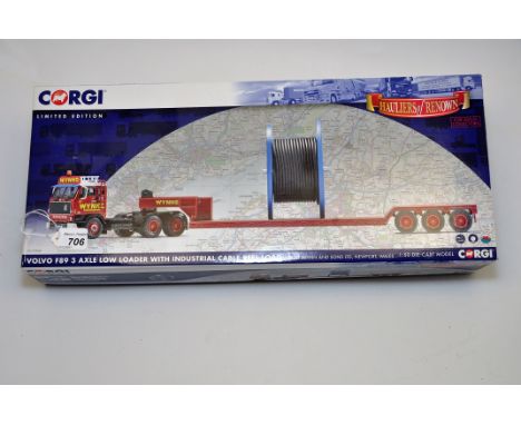 CORGI 1:50 SCALE HAULIERS OF RENOWN VOLVO F89 3 AXLE LOW LOADER WITH INDUSTRIAL CABLE REEL LOAD ROBERT WYNN AND SONS WITH BOX