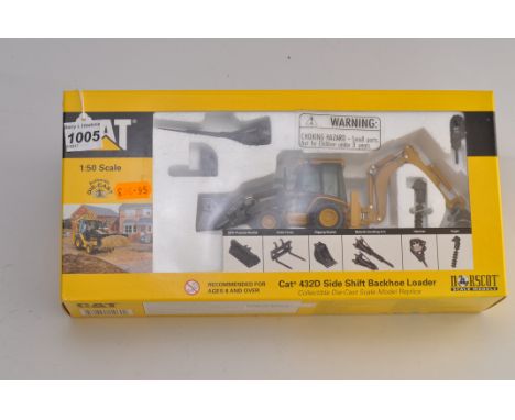 NORSCOT MODELS 1:50 SCALE CAT 432D SIDE SHIFT BACKHOE LOADER WITH BOX (VGC)