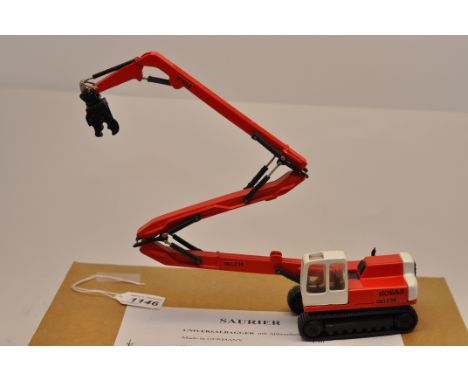 SAURIER 1:50 SCALE EXCAVATOR IN BOX (GC)