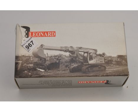 CONRAD MODELS 1:50 SCALE LEONARD TELESCOPIC ROTARY BOOM K8000 ON LIEBHERR R924HDSL WITH BOX (GC)