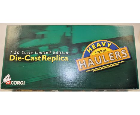 CORGI 1:50 SCALE HEAVY HAULERS KENWORTH W925 WITH KING TRAILER AND ROCK CRUSHER LOAD INTERSTATE HAULING LIMITED EDITION WITH 