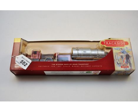 LLEDO VINTAGE MODELS THE BYGONE DAYS OF ROAD TRANSPORT SUITABLE FOR '00' MODEL RAILWAY LAYOUTS TRACKSIDE DG112000 SCAMMELL TR
