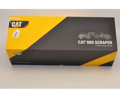 CCM 1:48 SCALE CAT 660 SCRAPER WITH BOX (NMC)