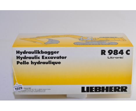 CONRAD MODELS 1:50 SCALE LIEBHERR 984 LITRONIC WITH BOX (VGC)