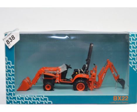 KUBOTA TRACTOR CORPORATION 1:24 SCALE BX22 ALL PURPOSE RESIDENTIAL DIESEL TRACTOR WITH BOX (GC) 