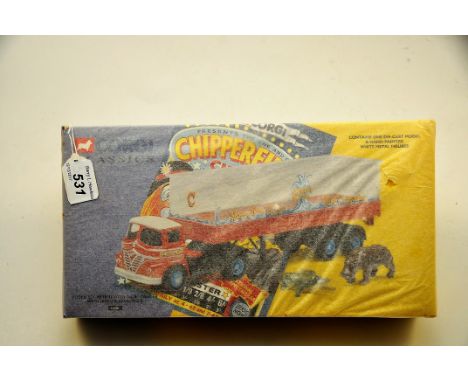CORGI CLASSICS 14201 FODEN S21 ARTIC TANK TRAILER WITH HIPPO AND CROCODILE LIMITED EDITION WITH NUMBERED CERTIFICATE WITH BOX