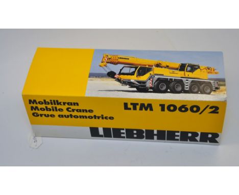 WSI 1:50 SCALE LIEBHERR MOBILE CRANE LTM 1060/2 WITH BOX (VGC)