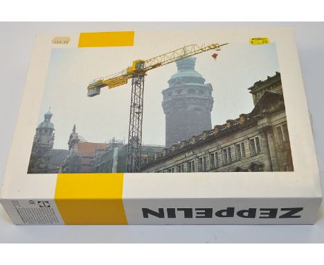 CONRAD MODELS 1:87 SCALE ZEPPELIN CRANE WITH BOX (NMC)