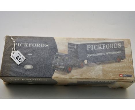 CORGI 1:50 SCALE CC11401 BEDFORD TK BOX TRAILER PICKFORDS LIMITED EDITION WITH BOX STILL IN TISSUE PAPER WRAPPING (MC)